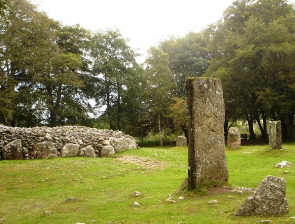 the-clava-cairns-near-inverness-scotland.jpg