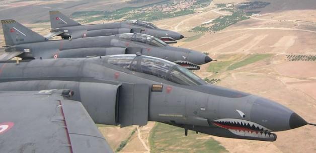 F-4 nasıl bir uçak? F4 neden kullanılıyor?