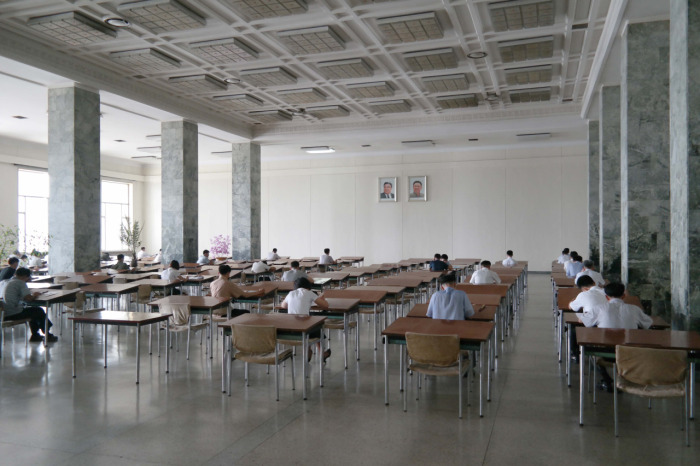 interiors_of_north_korea_13.jpg