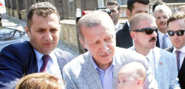 ak_partide_erdogan_icin_hummali_calisma_1407677246_5917.jpg