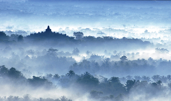 Borobudur: Buda’nın Gizemli Tapınağı