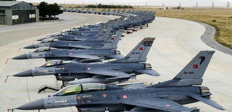 Sınır ötesi için dev F-16 filosu Diyarbakır'da